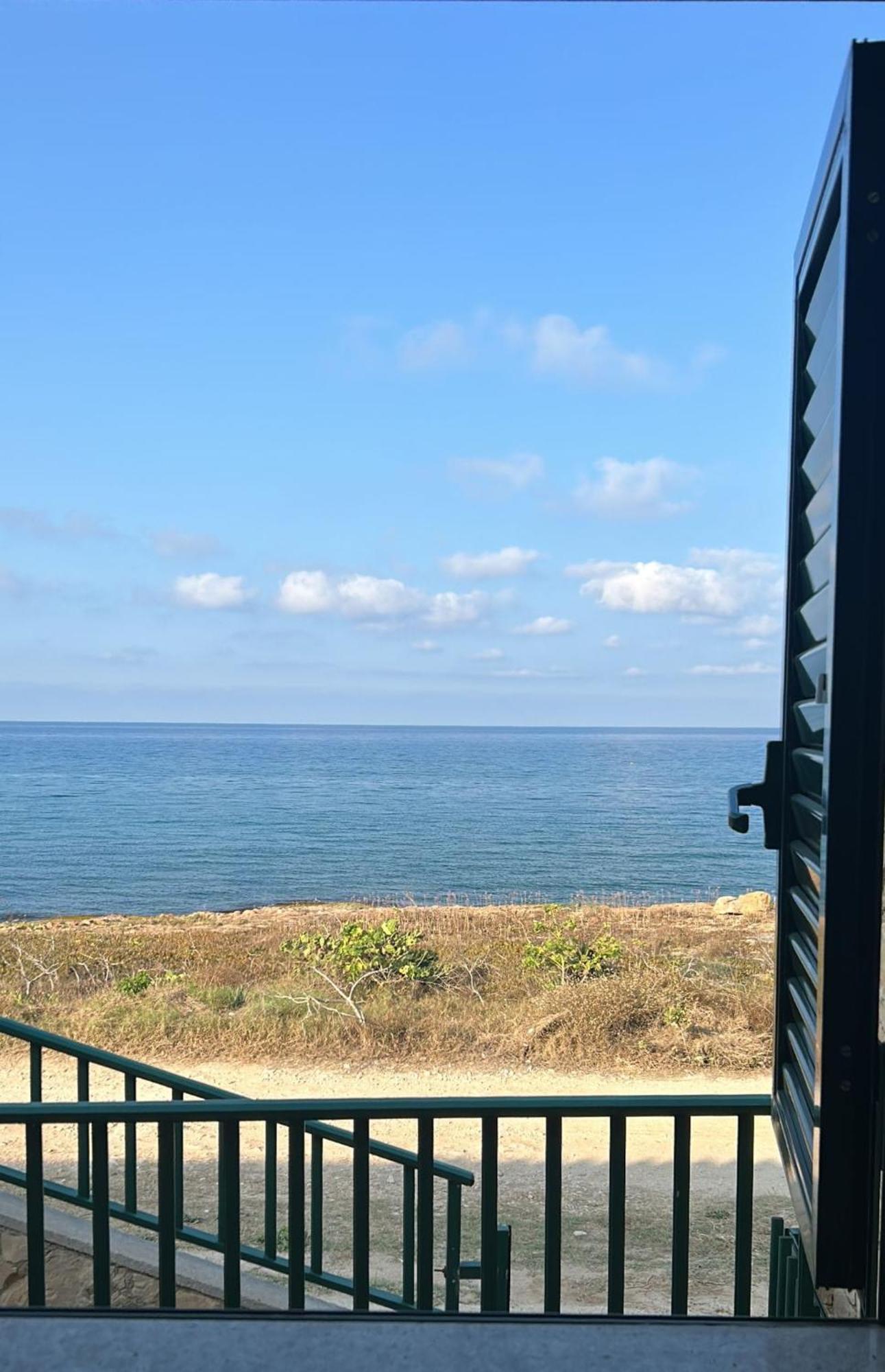 Willa Casa Fronte Mare Puro Relax Cava dʼAliga Zewnętrze zdjęcie