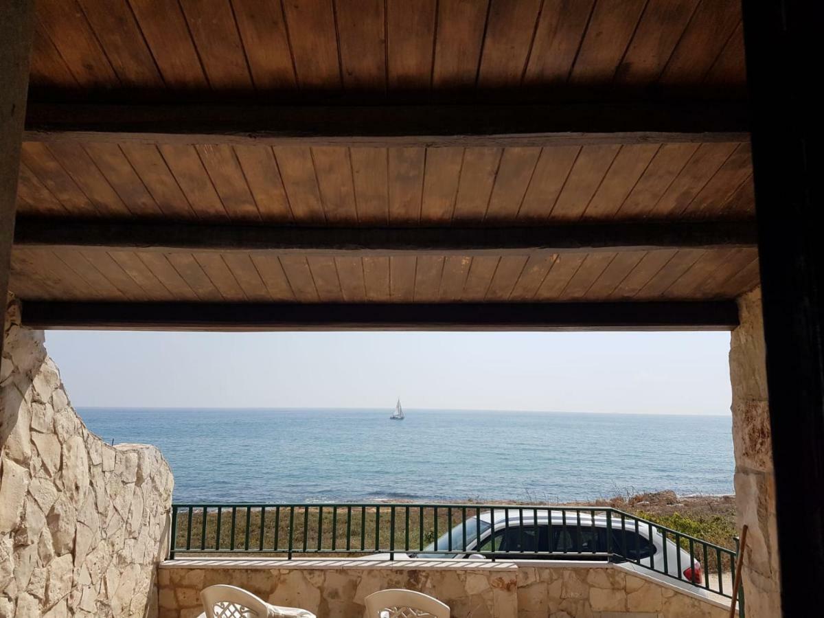 Willa Casa Fronte Mare Puro Relax Cava dʼAliga Zewnętrze zdjęcie