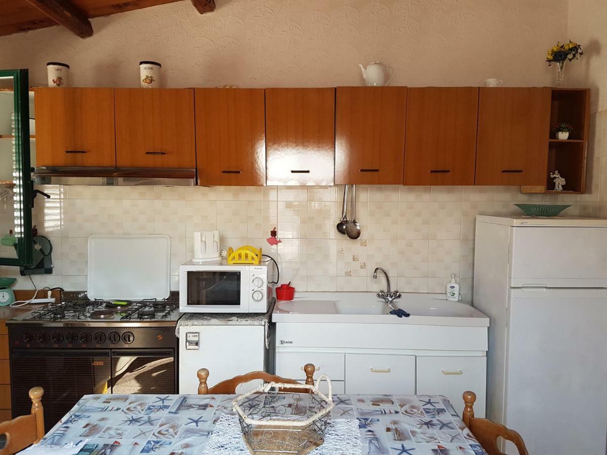 Willa Casa Fronte Mare Puro Relax Cava dʼAliga Zewnętrze zdjęcie